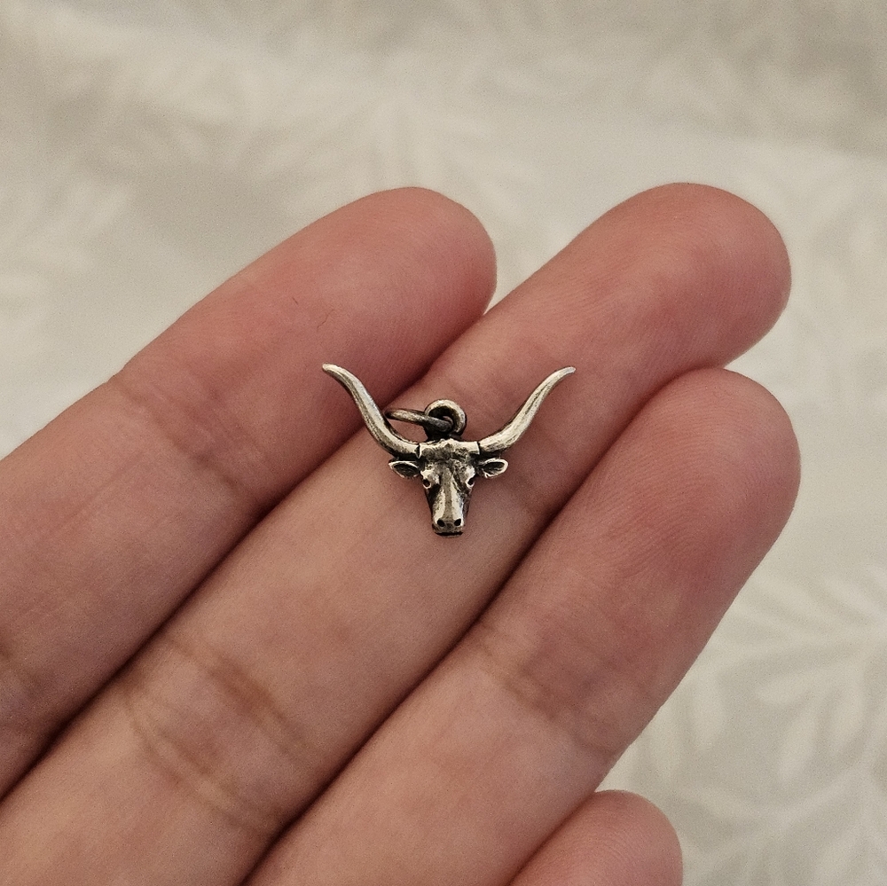 Retired James Avery Bull Longhorn sterling silver charm pendant